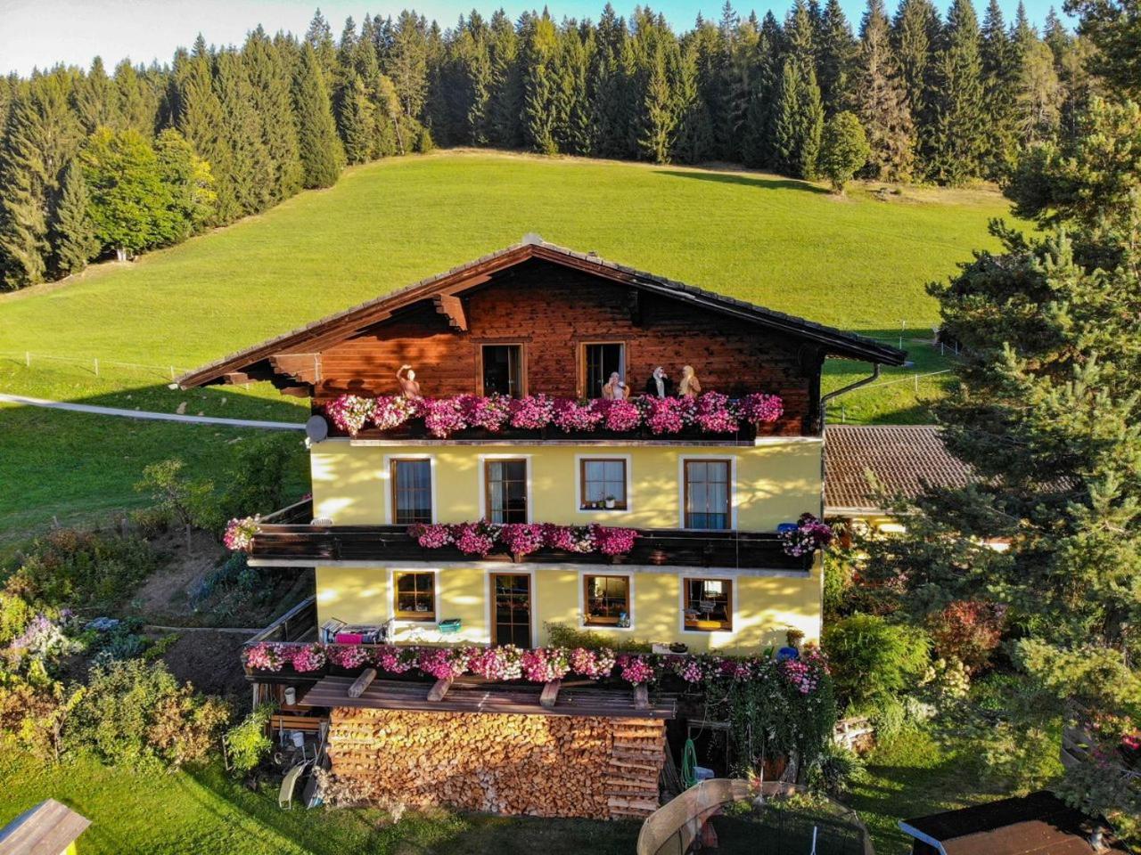 Aparthotel Kohlegghof Schwemmberg Exterior foto